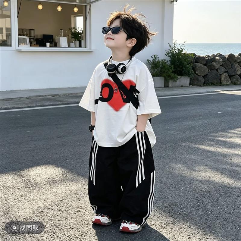 男童夏装套装2026新款儿童洋派痞帅短袖T恤男孩韩版运动裤两件套