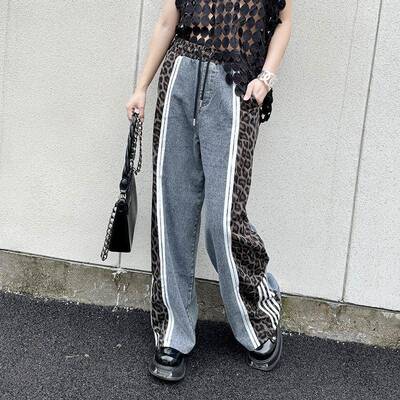 Womens Leopard Print Patchwork Jeans Featuring A High -