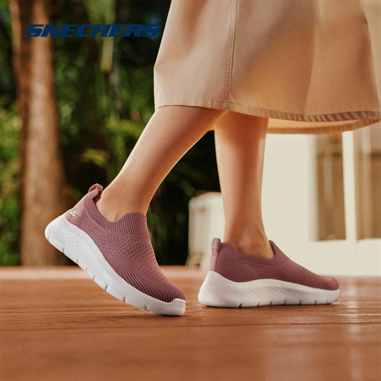 Skechers斯凯奇2024新款女款健步鞋一脚蹬懒人鞋子舒适百搭透气