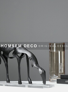 现代简约家居饰品客厅书房金属艺C术马售楼处样板间轻奢工艺品摆