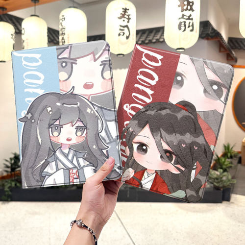 内壳软硅胶材质，四角防摔