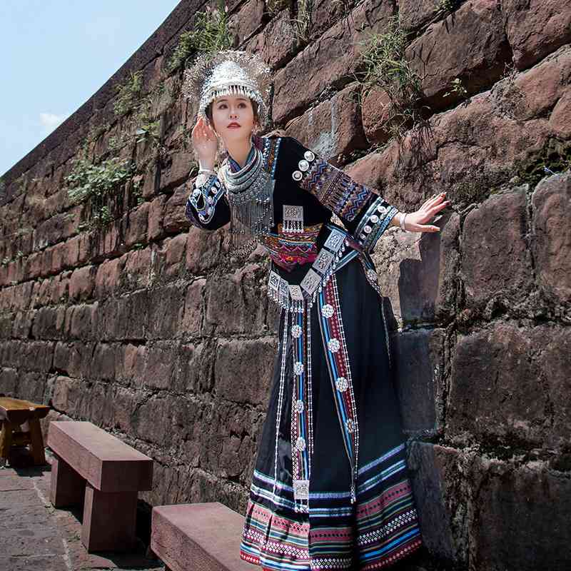 苗族服装女苗家旅拍少数民族服饰土家族苗家迎宾舞台演出服秋冬款 女装/女士精品 汉服半身裙 原图主图