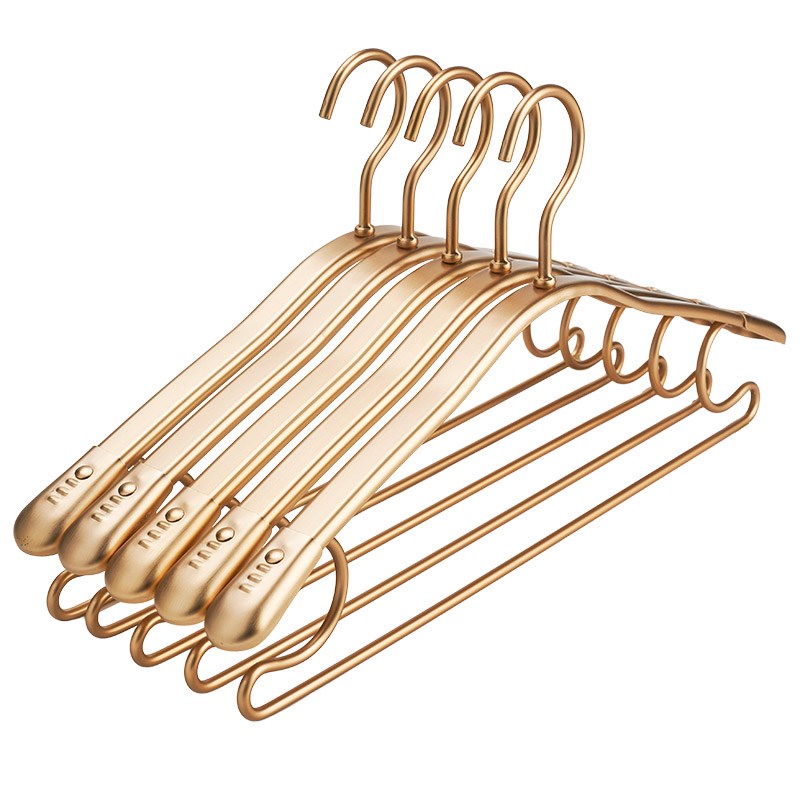 德国丨太空铝合金衣架无痕防肩角挂衣晾J衣高端轻奢金属高级衣服