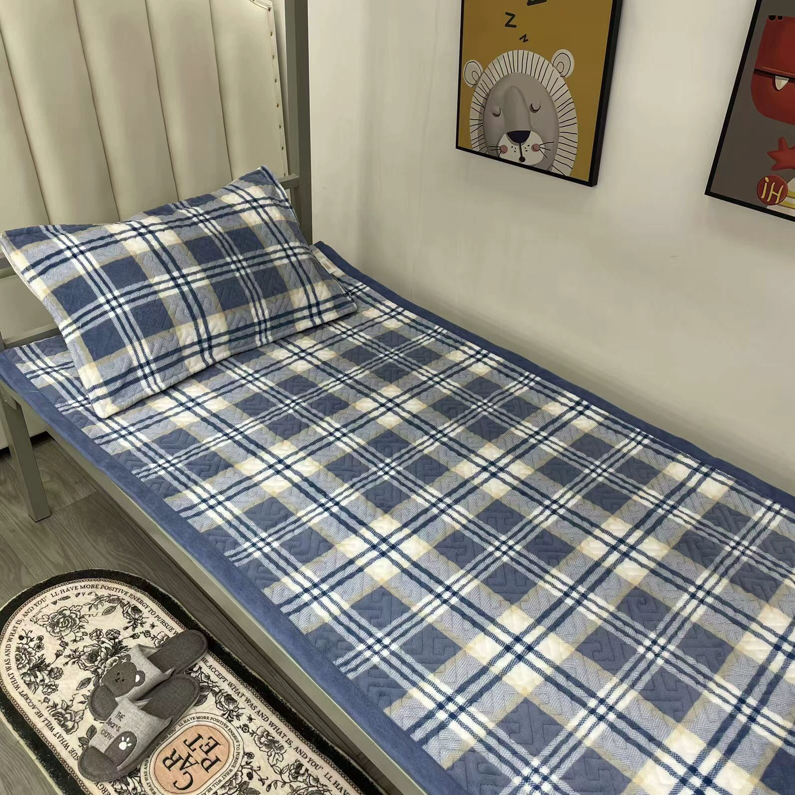 牛奶绒床盖单人学生宿舍上下铺绒毯冬季防滑毛绒单人床单双面夹棉