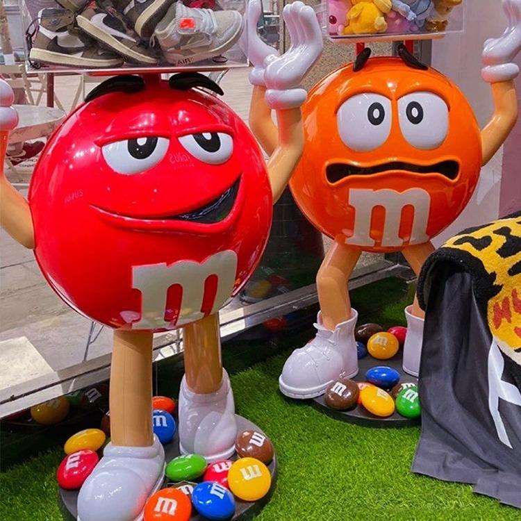 客厅电视柜入户门装饰乔迁送礼托盘落地大摆件卡通网红mm豆人公仔