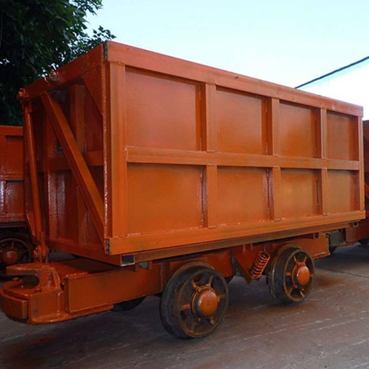 单侧曲轨侧卸式矿车MCC1.6-6一矿煤矿车双向进行卸载设备