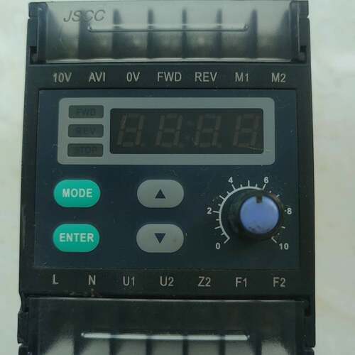 可维修JSCC精研调速器TK100E，220V单相，型号清楚，议价