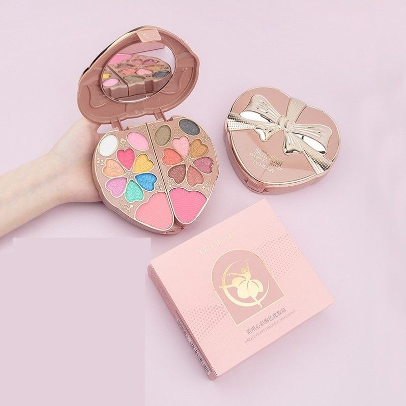 蕾琪彩妆盘大人儿童化妆盒粉饼腮红唇彩眼影彩妆盒组合盘套装刷子
