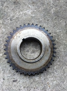 机床配件a沈阳中臂捷机床厂Z3080*25/Z3063摇钻床61345齿轮Z38/M3