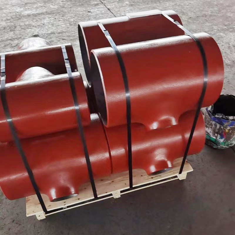 供应等径三通 异径三通 碳钢三通 不锈钢T三通 焊接三通