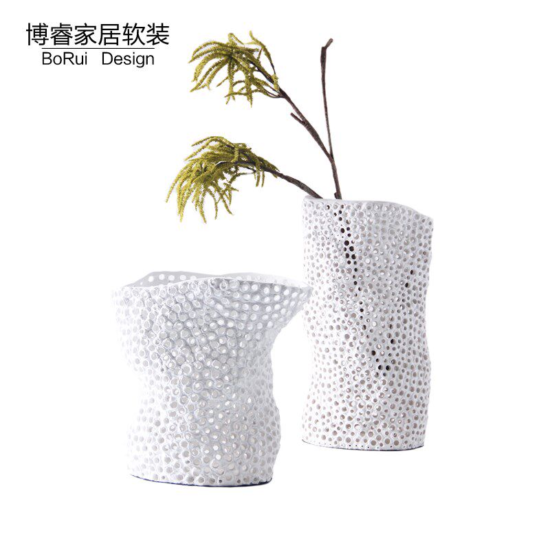 现代极简约陶瓷镂空花瓶摆件家居客厅台面艺术插干花Y器装饰品摆