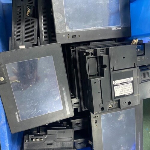 议价三菱触摸屏GT1155-QS
