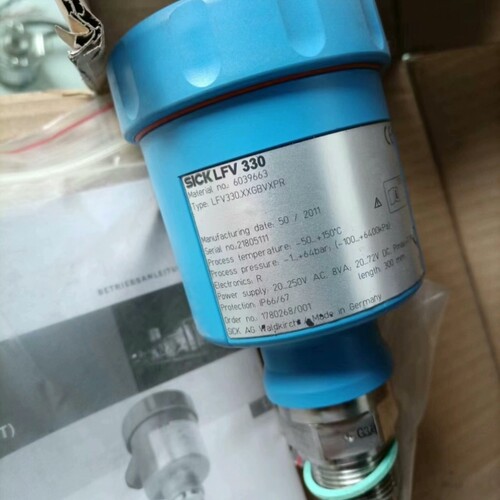 议价SICK液位传感器LFV330-XXGBVXPR实物拍,包装