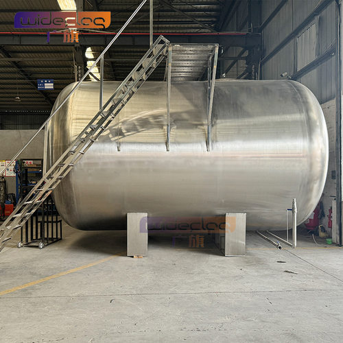 直销供应不锈钢卧式生活水箱家用商用圆形储水保温箱食品级大容量