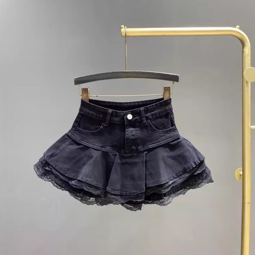 蕾丝拼接荷叶边牛仔短裙