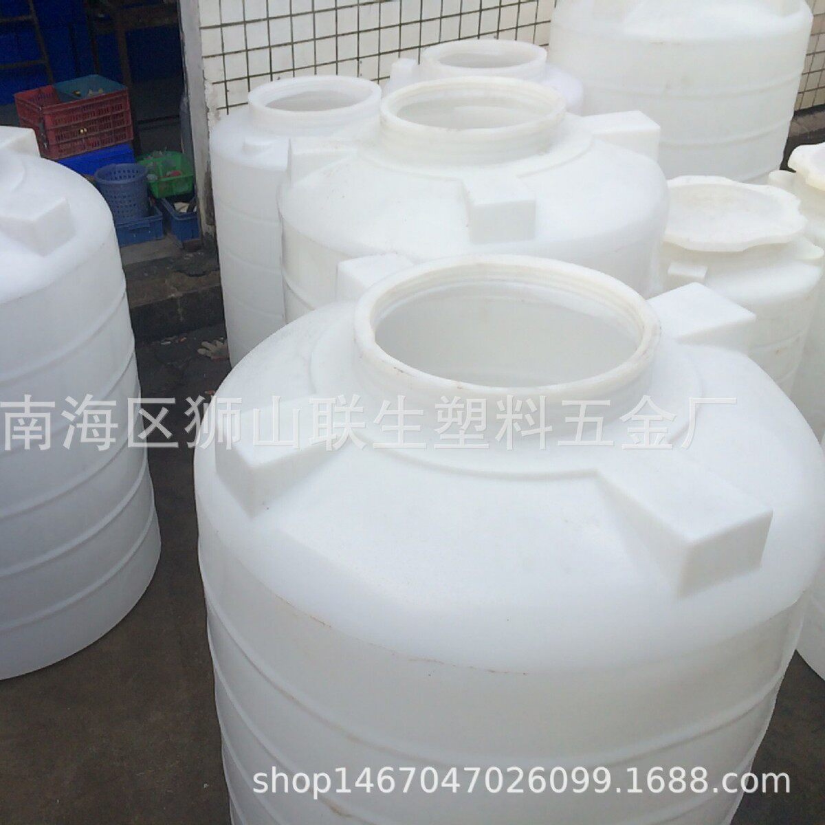 加厚8吨塑料水塔8000升塑料桶储水罐水箱大水桶8TPE蓄水罐