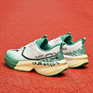 合成鞋业薄款男鞋夏透气青少年网面运动鞋超轻减震男款竞速跑步鞋