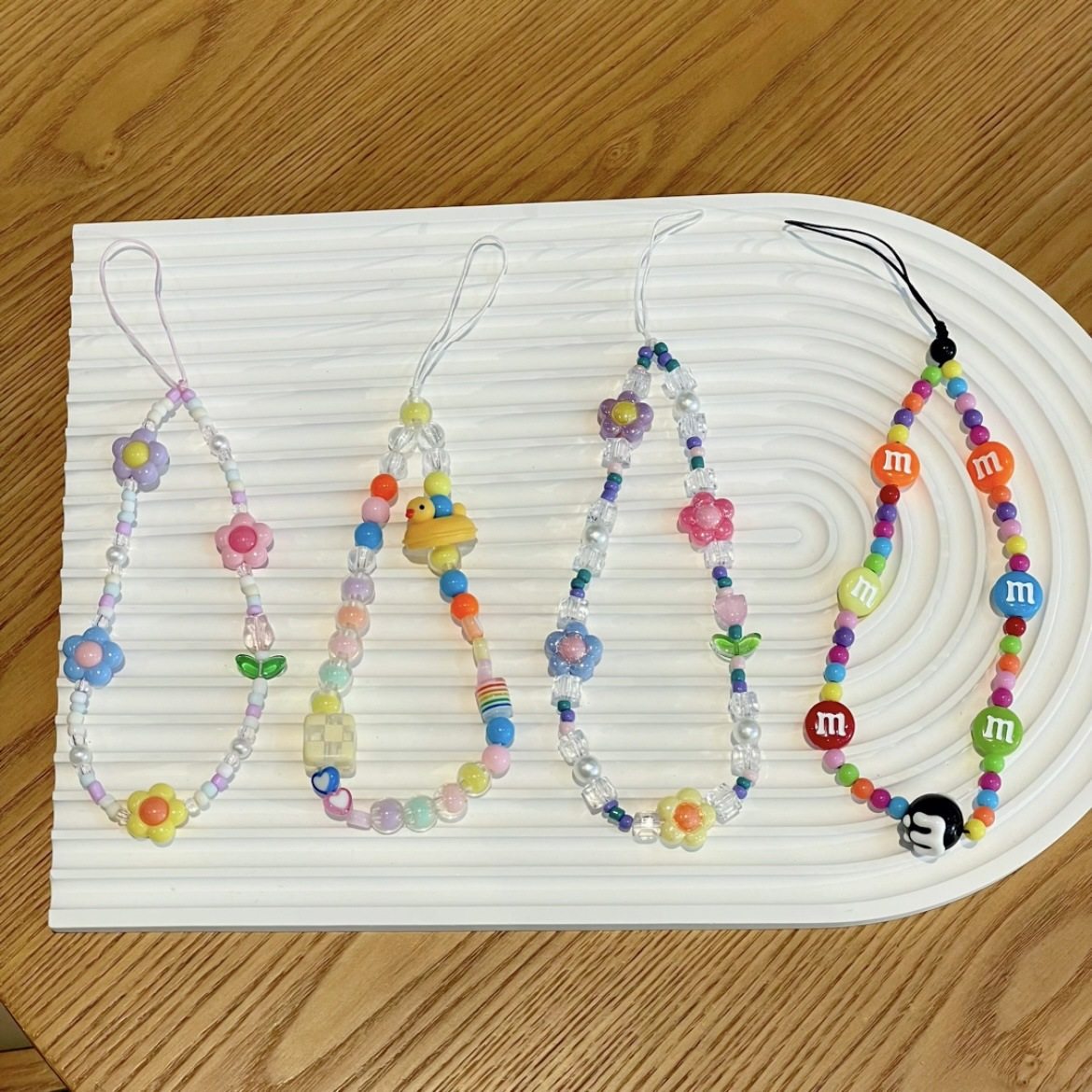 手机链挂饰粉色串珠挂件蝴蝶结手机链条郁金香花朵挂绳包包挂饰件,节庆用品/礼品,手机链,淘宝优惠券,粉丝福利购,淘宝优惠卷