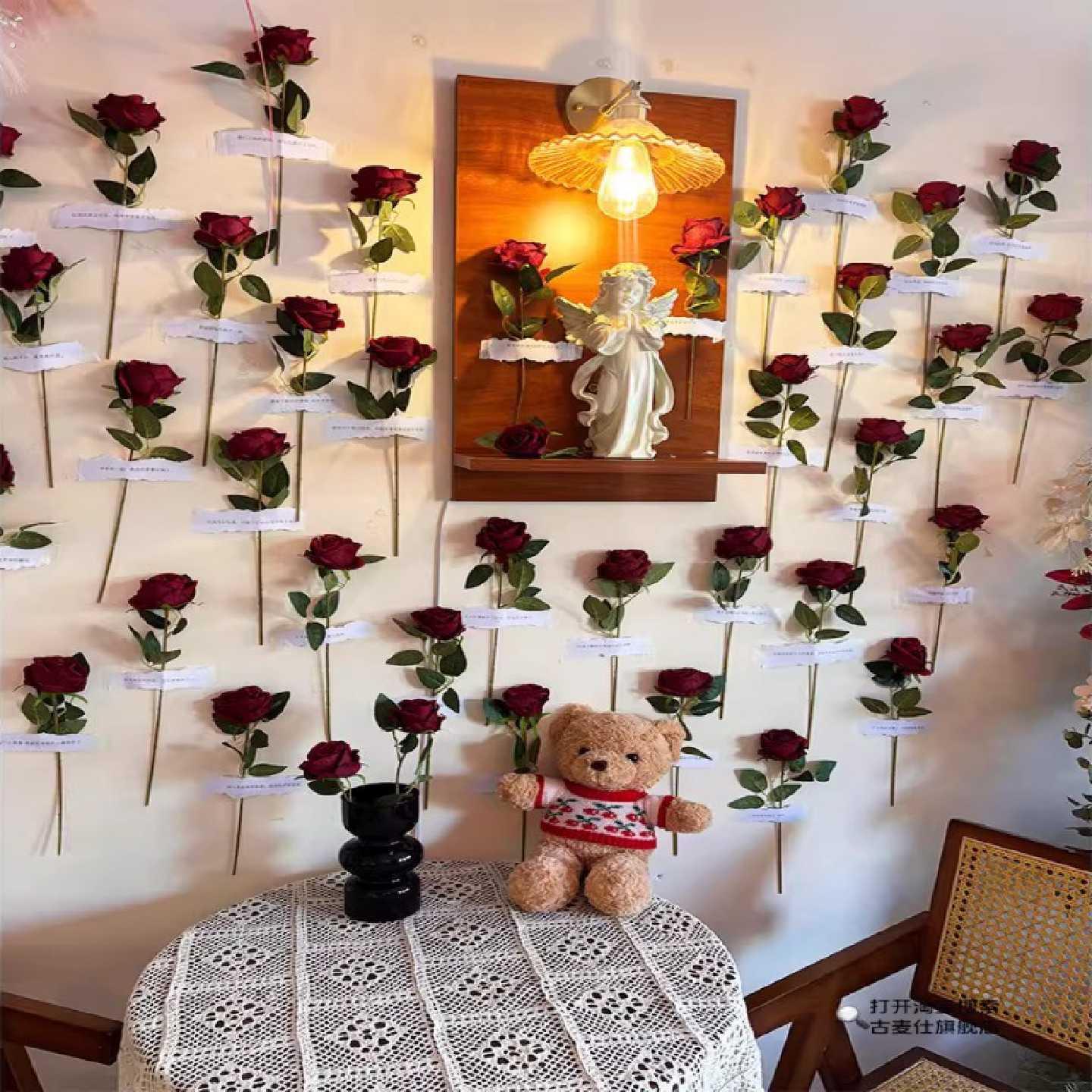 女神节咖啡厅店铺场景布置氛围感8妇女节彷真玫瑰墙壁装饰拍照