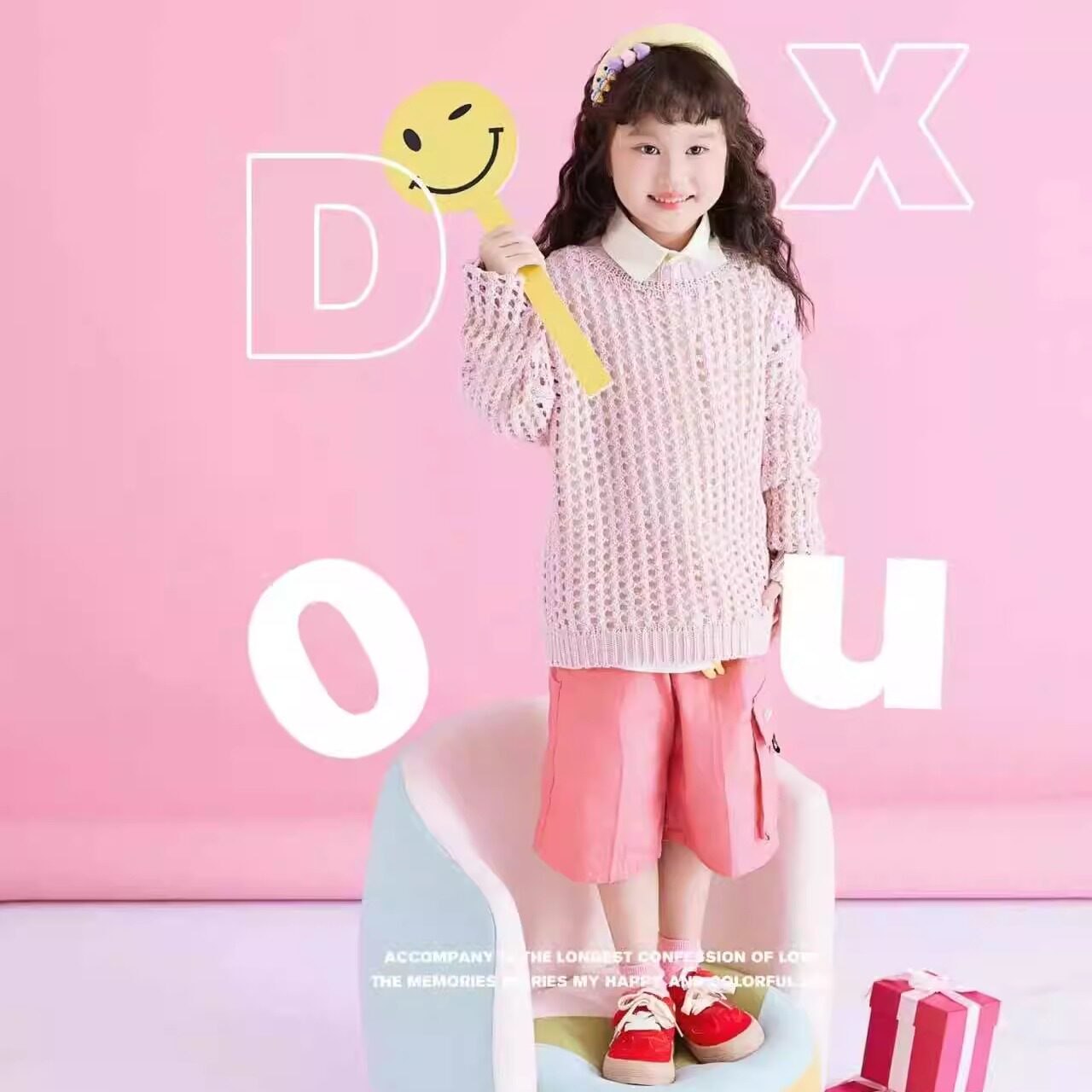 韩版儿童毛衣女亲肤紫白粉摄影服装拍照针织衫镂空套头洞洞衫清新