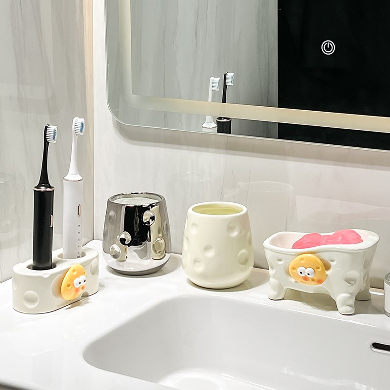 奶酪卫生间洗手台肥皂盒家用轻奢陶瓷放香皂盒置物架高级沥水皂盒