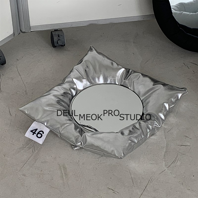 deulmeok 韩国ins抱枕创意小众抱枕装饰镜金属风银色Y 壁饰摆拍镜
