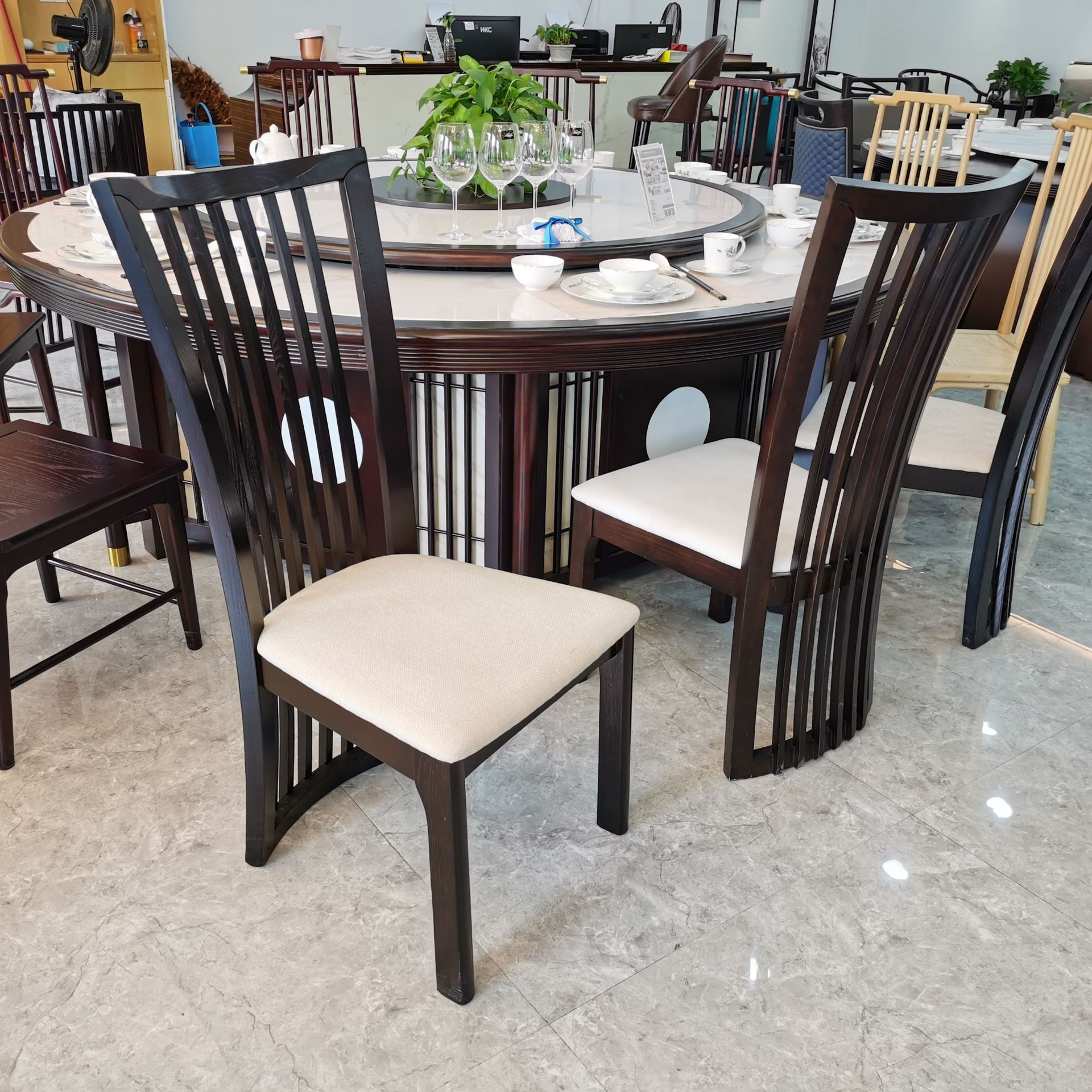 家用餐椅休闲椅子橡木椅子实木新中式软包现代简约餐厅椅饭店餐椅