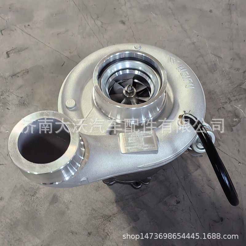 一汽配件锡柴460马力废弃空气压缩机涡轮增压器1118010-M35-0000