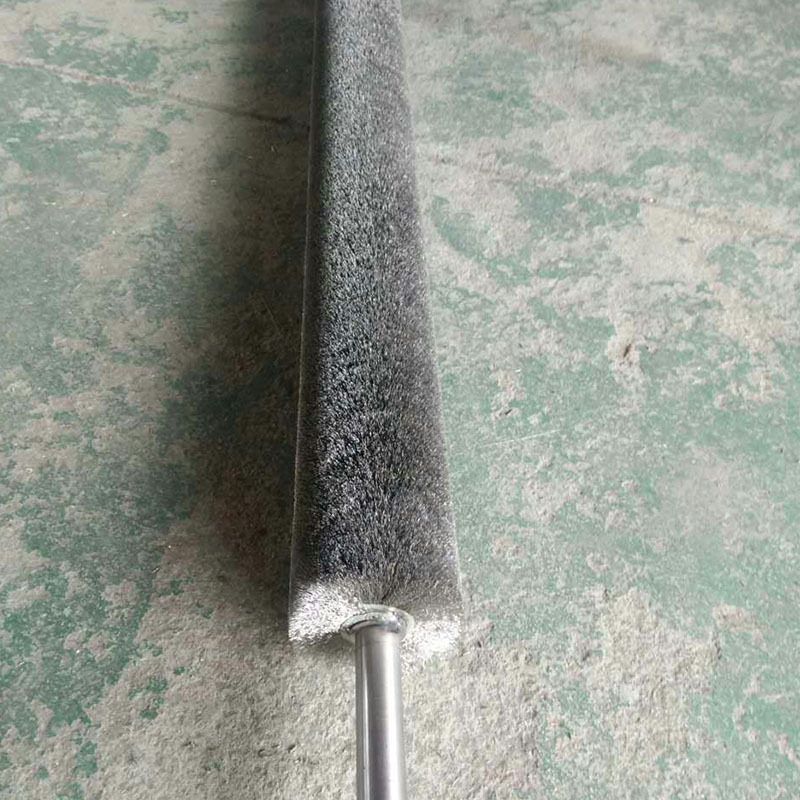 定 制机械钢丝刷辊缠绕式金属丝毛刷辊钢丝滚筒刷 抛光除锈钢丝刷