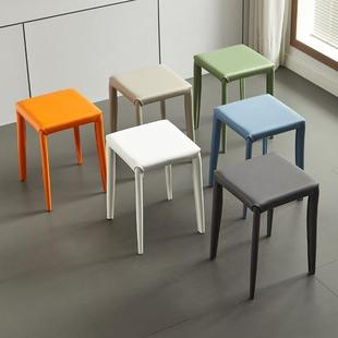 新款简约餐桌矮凳轻奢时尚家用凳子可叠放马鞍皮餐凳网红梳妆凳子