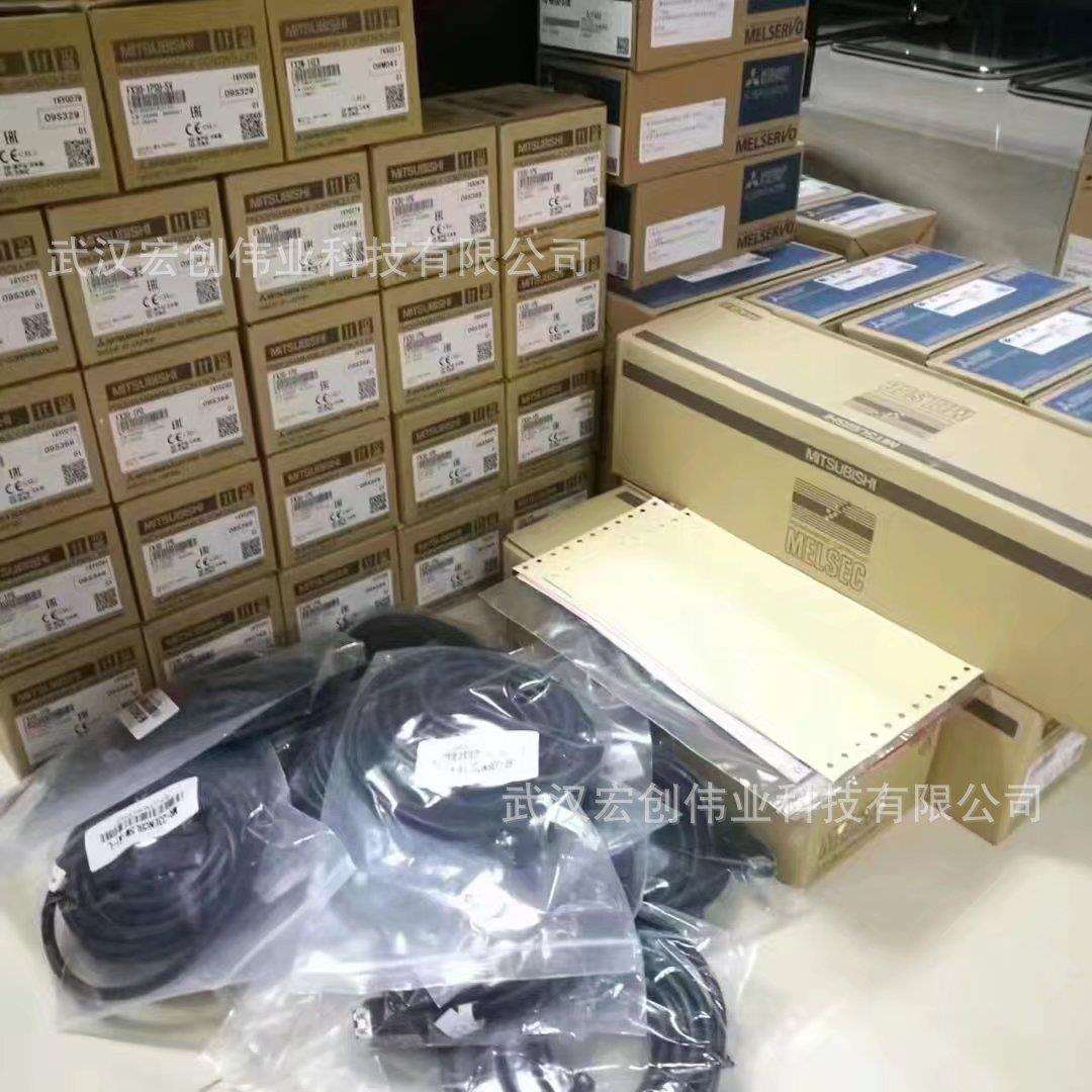 FX3U-48MR/ES-A可编程控制器FX3U-48MT/ES-AFX3U-32MR/ES-A