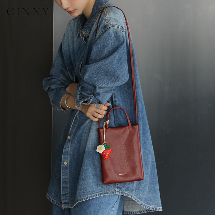 【秋冬新款现货】Oinny高级小众百搭轻便复古手提手机女包8832