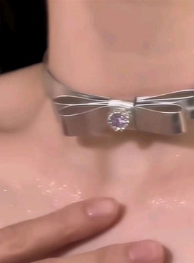 极速千禧辣妹科i技感银色蝴蝶结项链Y2K 颈链甜酷甜辣百搭复古小