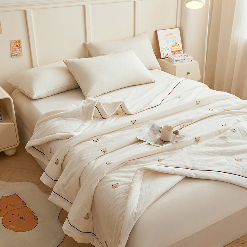 獭獭不懒 A类100%新疆棉花刺绣手包边柔软亲肤卡通夏被空调被薄被