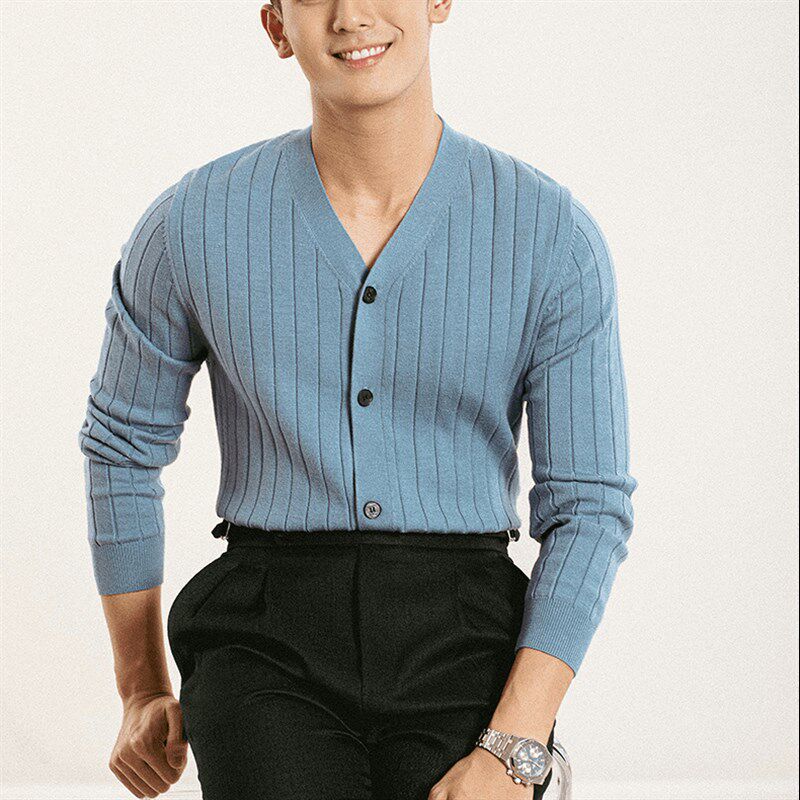 新品韩版轻c奢白色修身纽扣开衫针织衫男时尚简约条纹V领毛衣小外