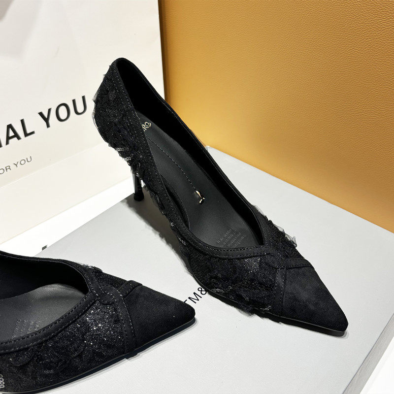 极速欧美风黑色蕾丝高跟鞋女新款细跟尖头性O感气质百搭法式雕花