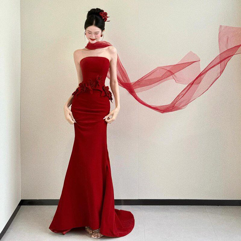 极速敬酒服新娘2025新t款抹胸绝美轻婚纱新娘晨袍红色订婚礼服裙