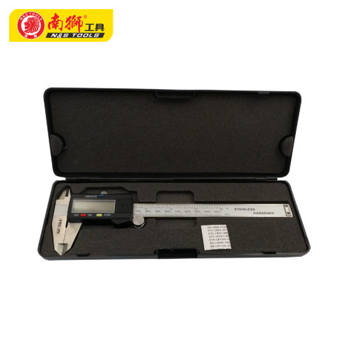 热卖数显卡尺 香港南狮150MM电子数显卡尺游标尺厂家直销