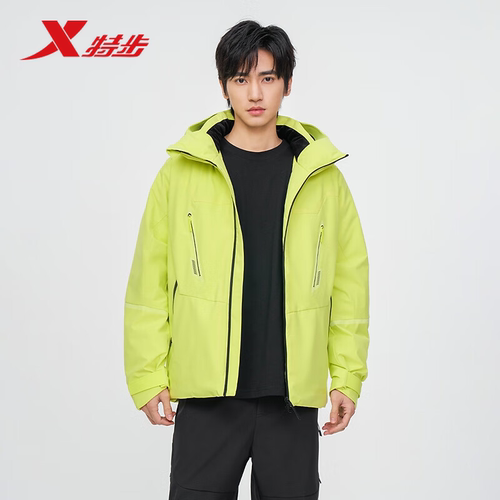 特步2025冬季新款羽绒服