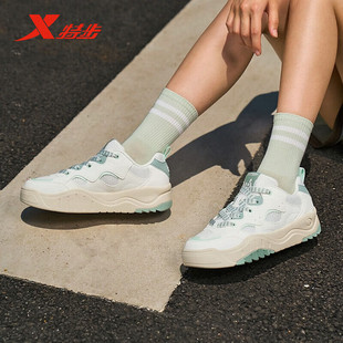 板鞋 轻便运动鞋 2025夏季 低帮街头休闲鞋 975218310025 新款 特步女鞋
