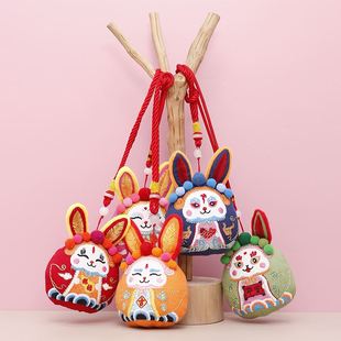 兔年吉祥物公仔生肖玩偶毛绒玩具兔子小挂件2023新年礼物娃娃