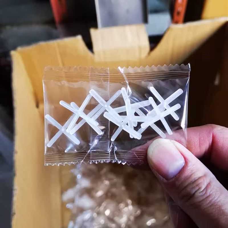 水晶款瓷砖留缝十字架铺贴地砖留缝固定十字卡1.5258mm瓷砖找平器,基础建材,十字卡,淘宝优惠券,粉丝福利购,淘宝优惠卷