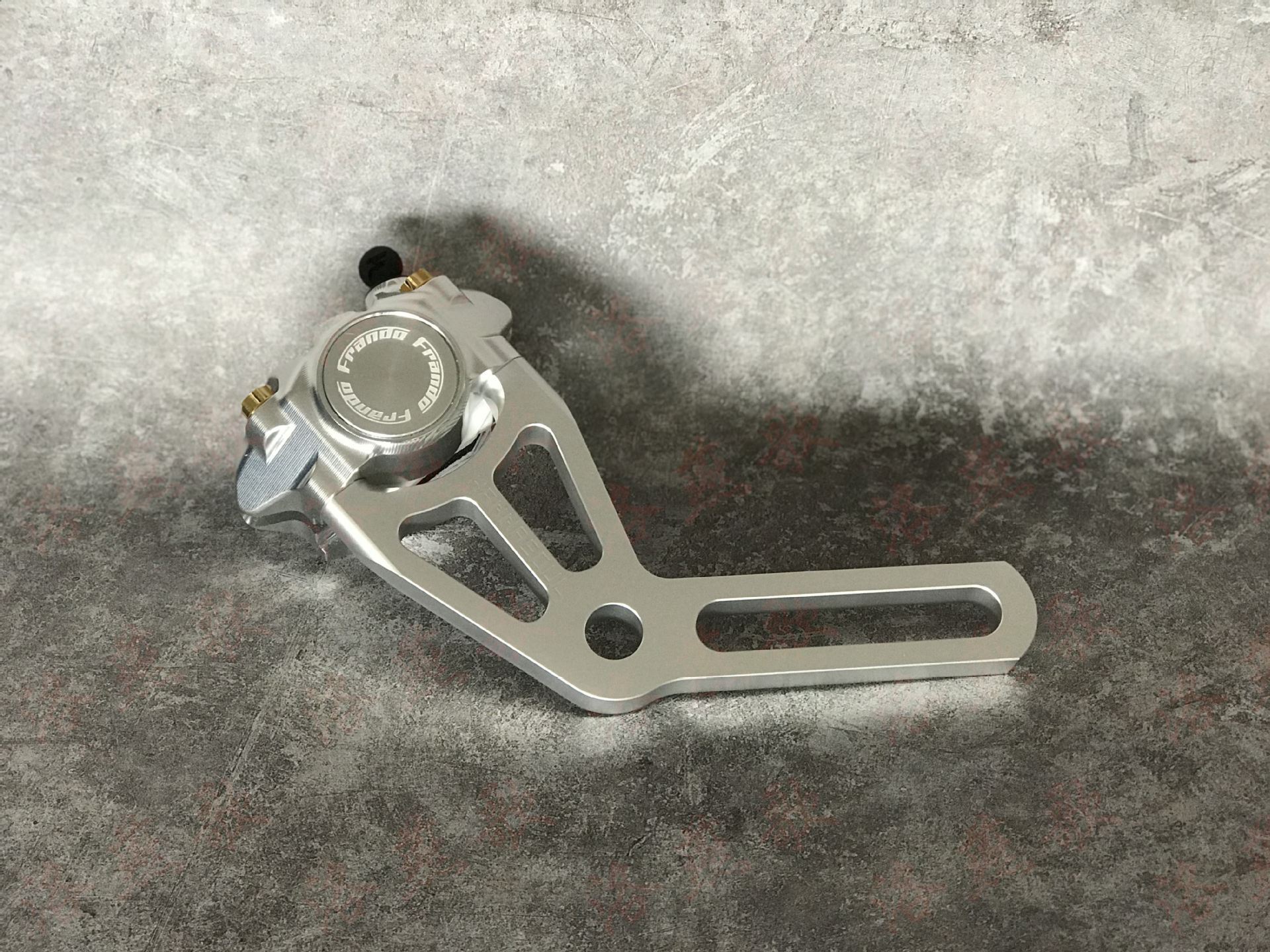 布雷博馒头螃蟹王FCC660卡钳220MM连接转接码桥码均不含卡钳价格