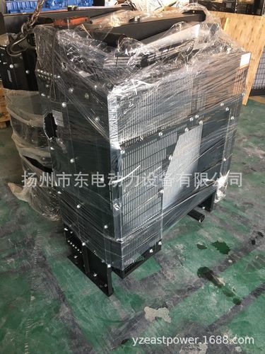300KW 350KW柴油发电机组水箱散热器 YC6MJ480 YC6MJ500 全铜水箱