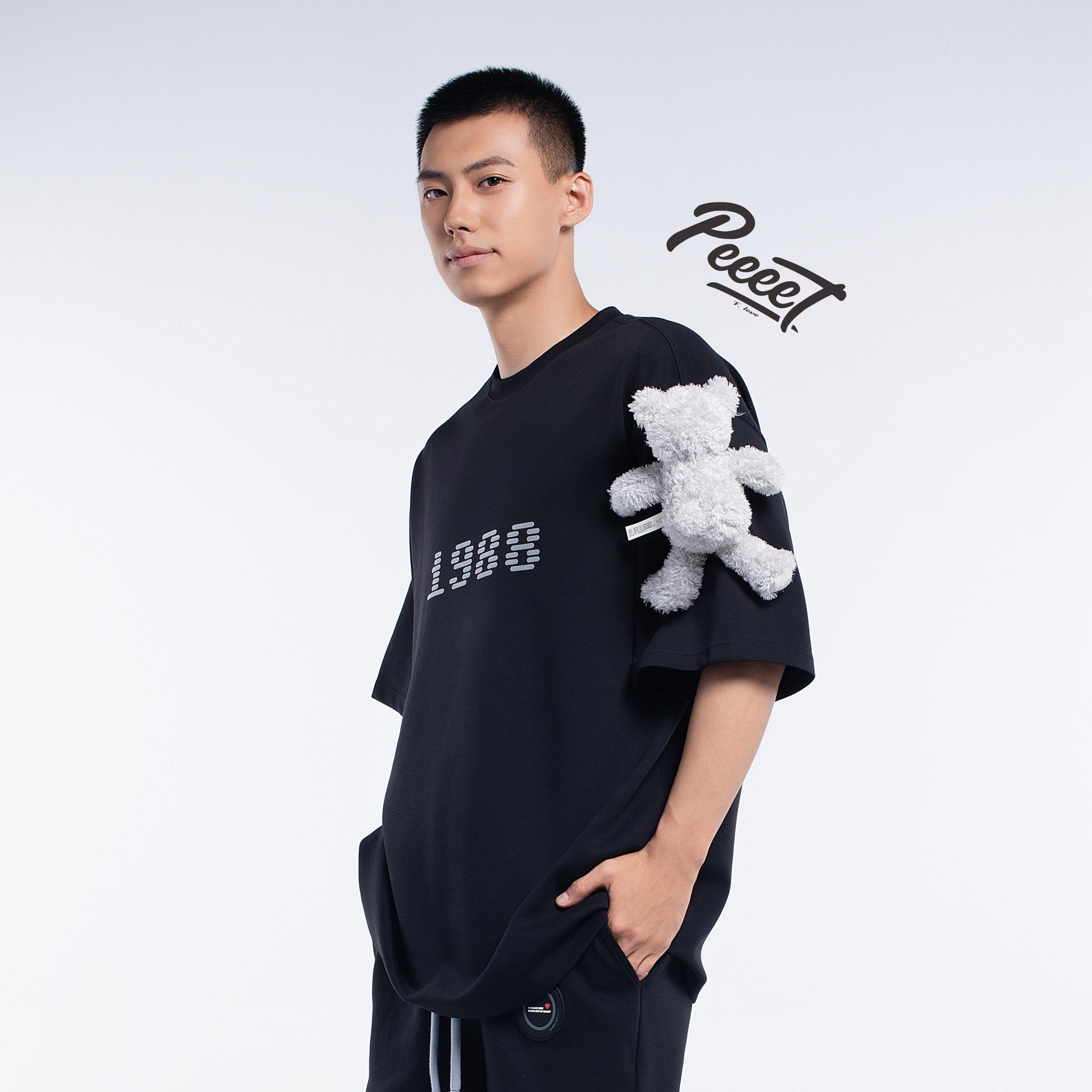 PEEEET磁吸式魔趣公仔19T恤