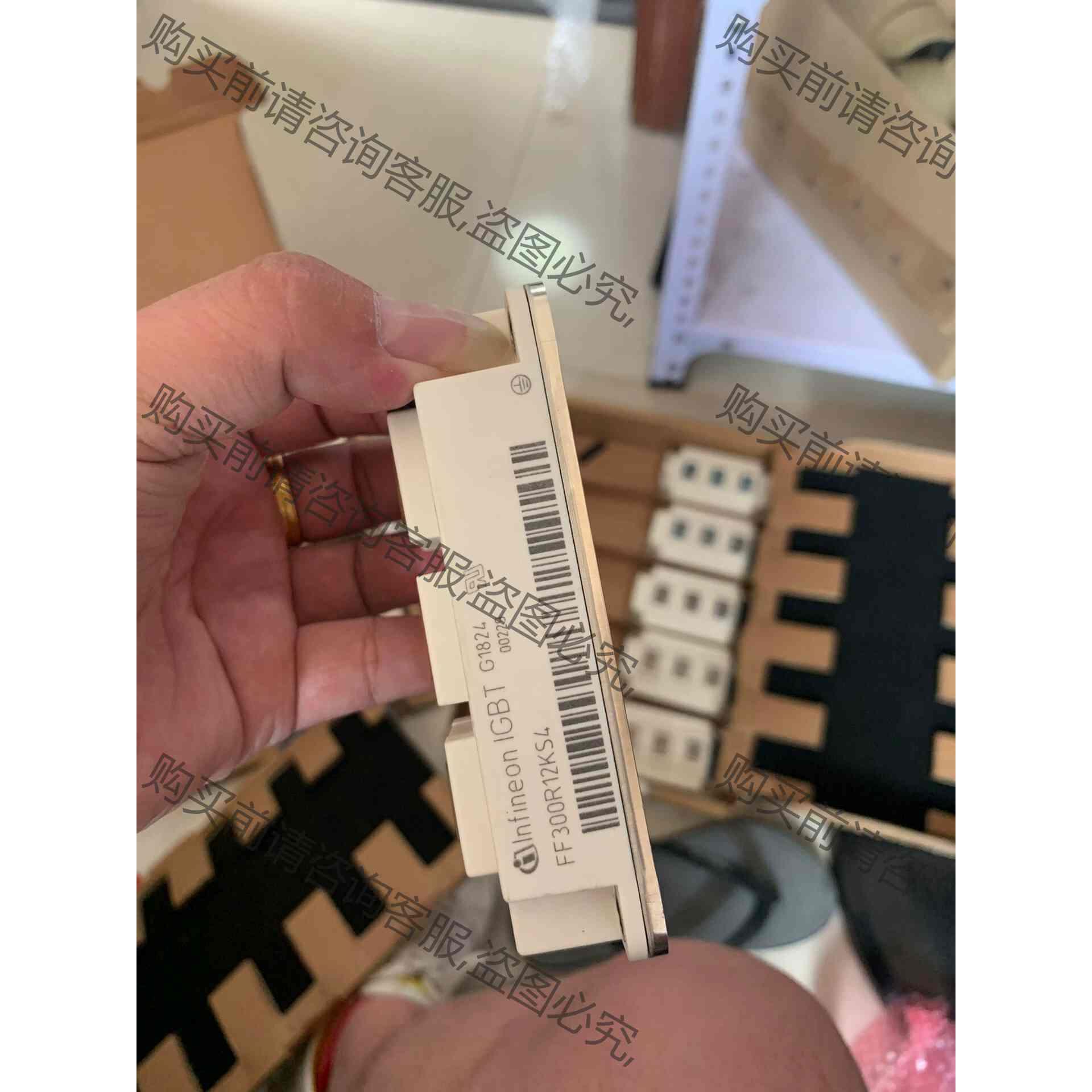 英飞凌IGBT模块FF300R12KS4  FF200R12 议价产品