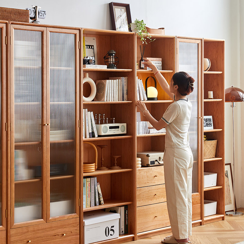 现代简约全实木书柜日式家用樱桃木落地书架新中式带玻璃门展示柜