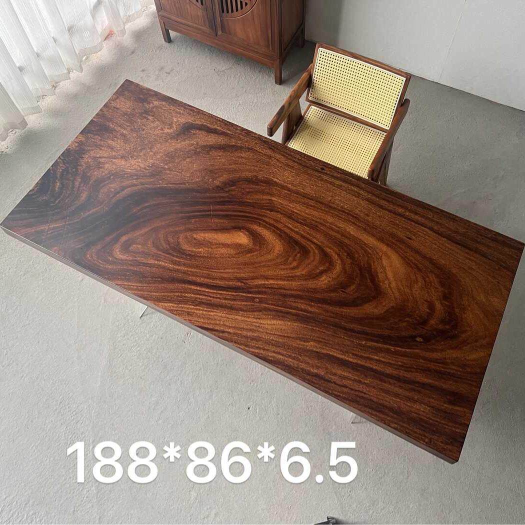 尺寸：188-86-6.5 胡桃木大板餐桌茶桌