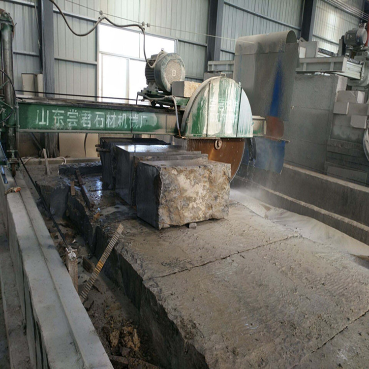 青石锯石机HQ-2200桥式自动升降锯 砂岩厚板改石机 调速电机锯片