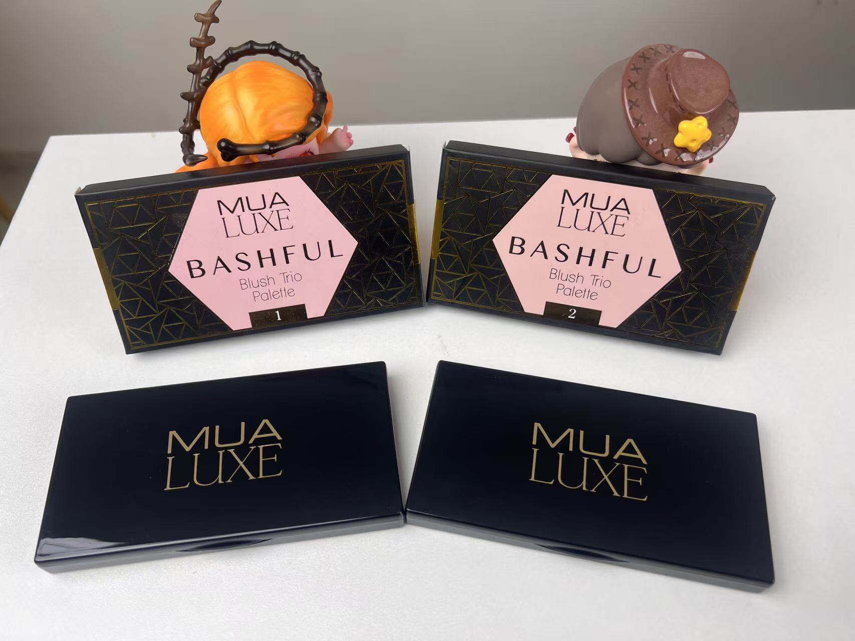 英国MUA三色腮红修容高光的组合盘